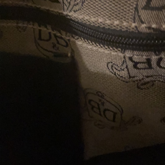 Dooney and Bourke Signature shoulder bag - Picture 10 of 11